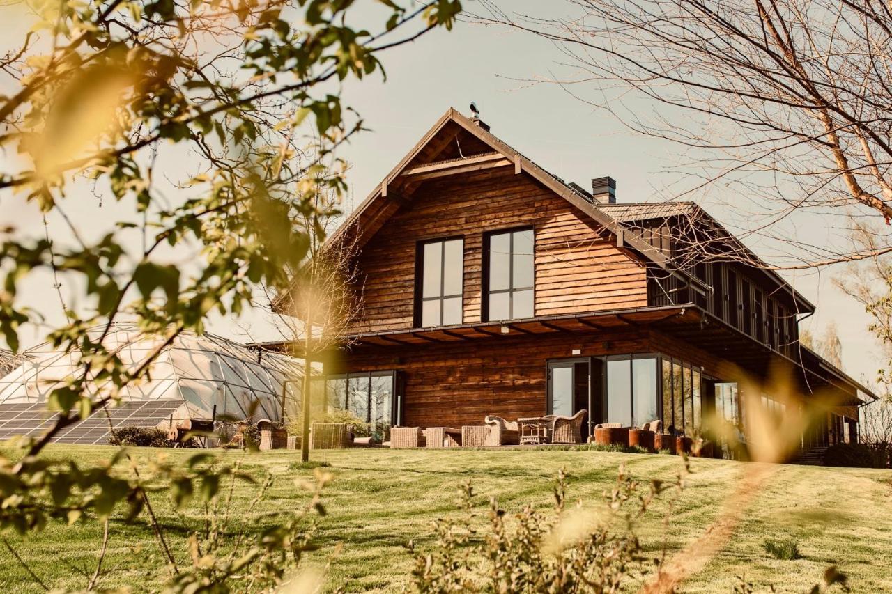 Grojec  Karma House Goscienczyce Bed & Breakfast エクステリア 写真