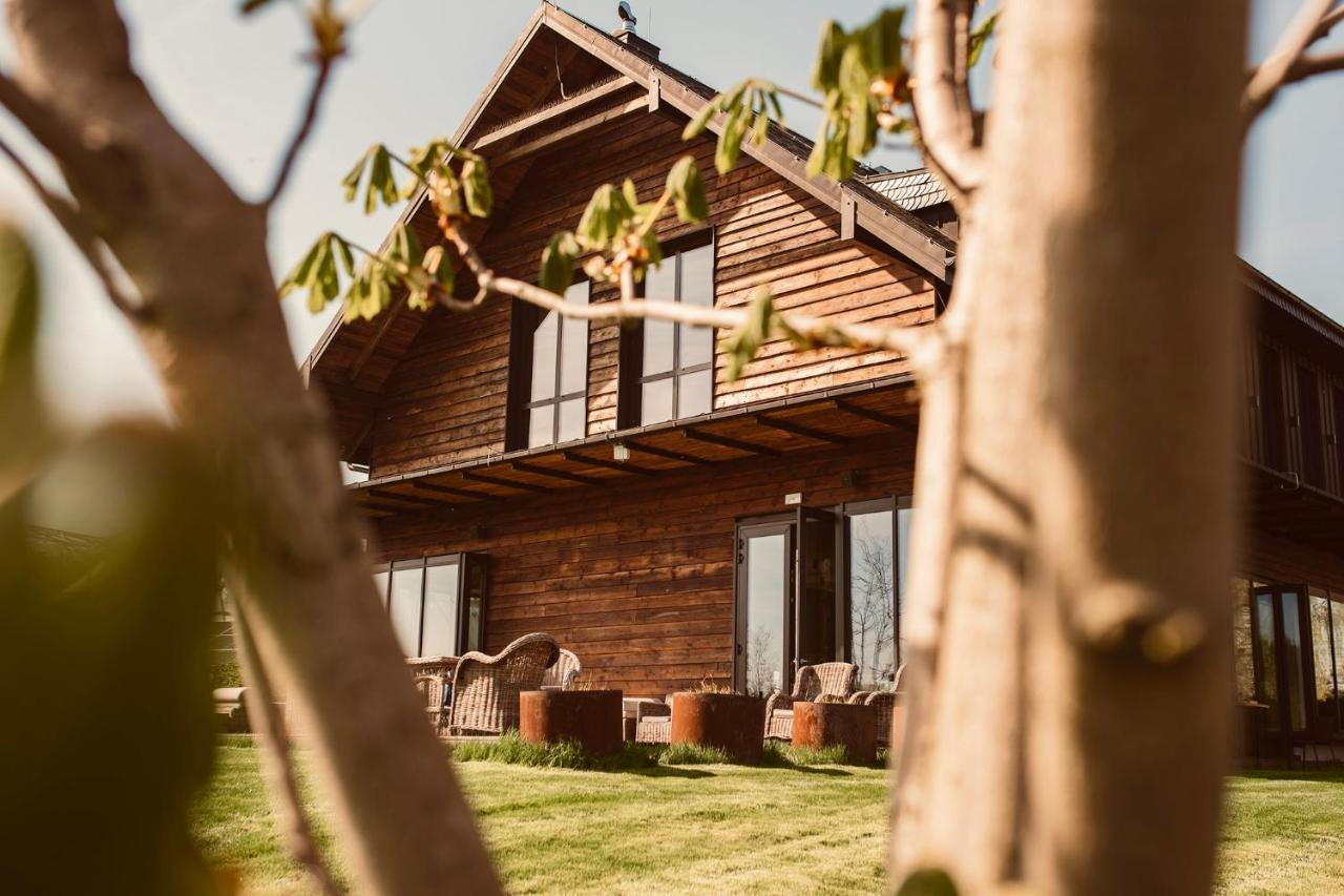 Grojec  Karma House Goscienczyce Bed & Breakfast エクステリア 写真