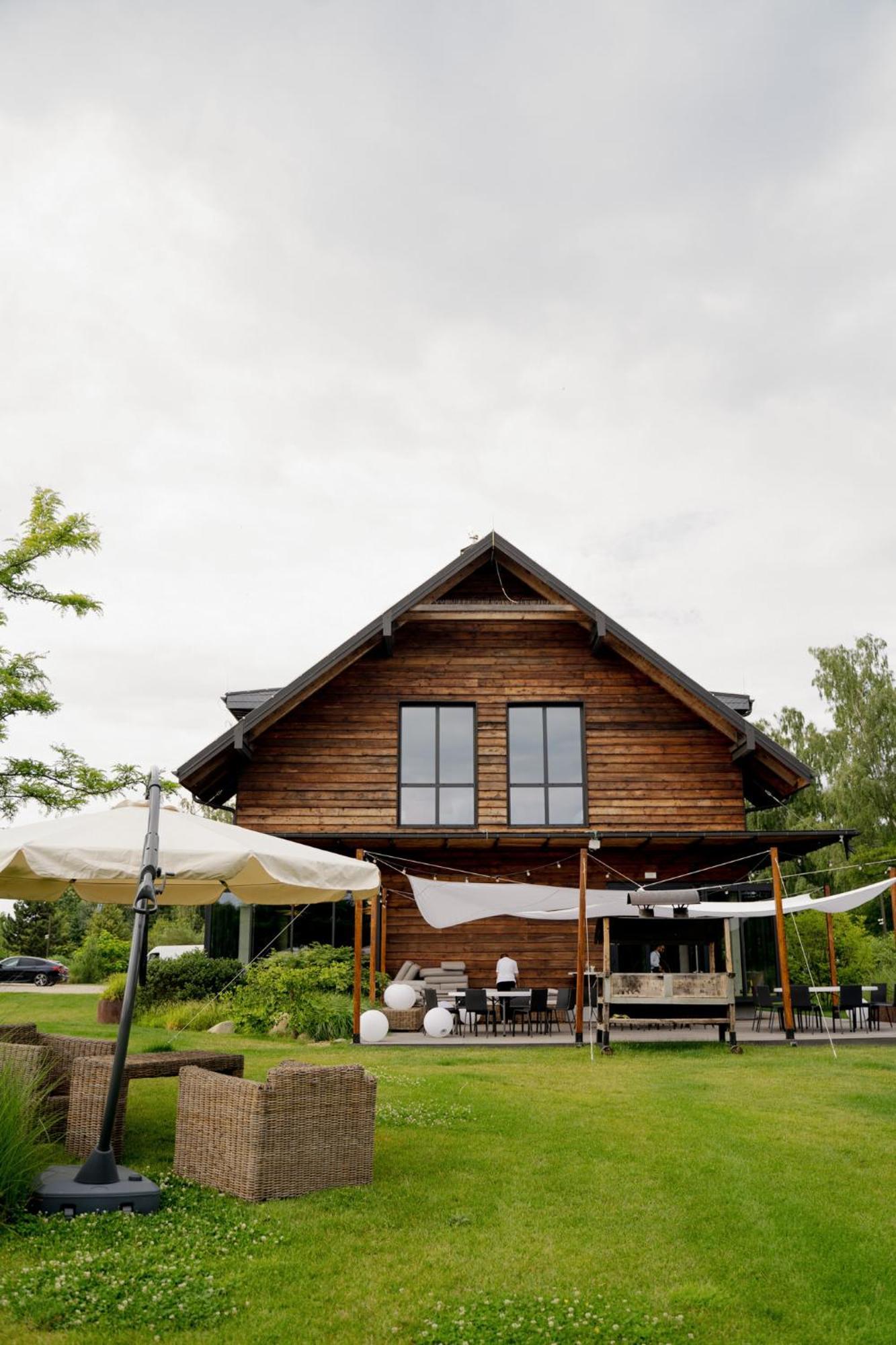 Grojec  Karma House Goscienczyce Bed & Breakfast エクステリア 写真